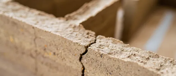 img of Vícios em Obras: Como Identificar Aparentes e Ocultos